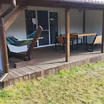 Dom Letniskowy Nad Jeziorem Sasek Wielki Trelkowko Holiday home Szczytno (Warmian-Masurian)