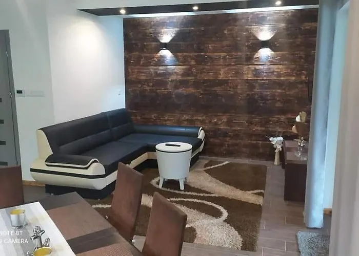 Dom Letniskowy Nad Jeziorem Sasek Wielki Trelkowko Szczytno (Warmian-Masurian)